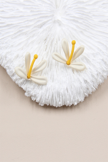 Grossiste Bellissima - Boucle d'oreille design fleur en tige argent 925