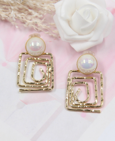 Wholesaler Bellissima - Rectangular pearl clip-on earring