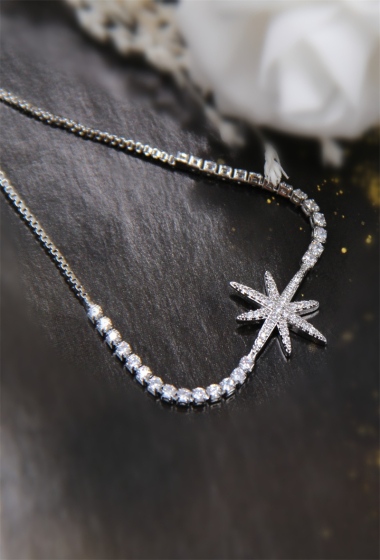 Grossiste Bellissima - Bracelet étoile rhodié serti de zirconium en chaîne coulissant ajustable
