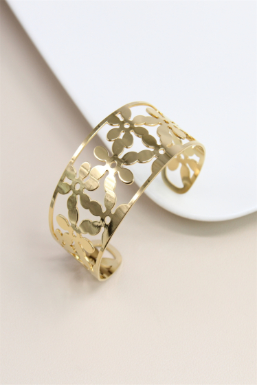 Wholesaler Bellissima - Filigree flower bracelet adjustable bangle in stainless steel