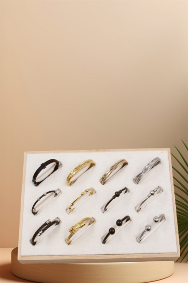 Großhändler Bellissima - Armband-Set mit 12 verstellbaren Edelstahl-Magnettherapie-Armreifen