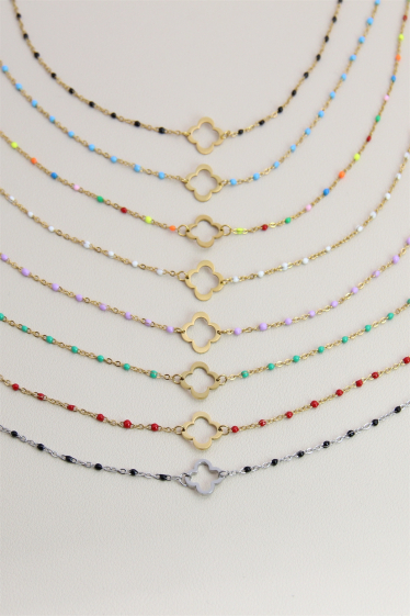 Wholesaler Bellissima - Fine chain clover necklace decorated with colored stainless steel beads