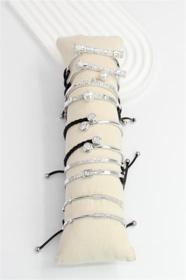 Großhändler Bellissima - Lot von 10 Armbändern verschiedener Modelle mit Schmuckdisplay