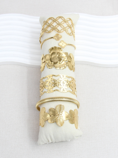 Grossiste Bellissima - Lot de 6 Bracelets manchette en acier inoxydable avec présentoir compris