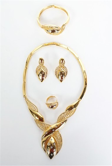 Wholesaler Bellissima - set necklace earring bracelet ring 143PAR19