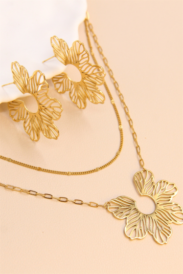 Wholesaler Bellissima - Double row filigree leaf adornment in stainless steel