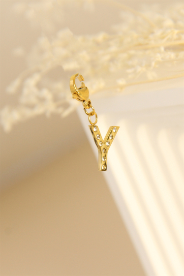 Wholesaler Bellissima - Charm's letter "Y" pendant decorated with rhinestones in stainless steel
