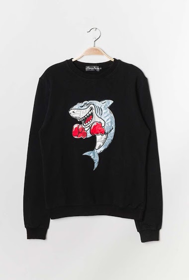 Sweatshirt with embroidery patterns