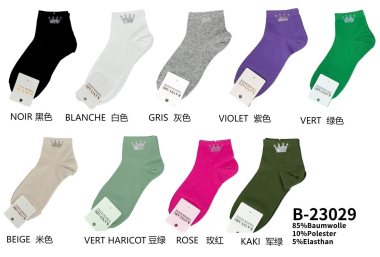 Großhändler Best Angel-Fashion Kingdom - Einfarbige Socke mit Kronenmotiv aus Strasssteinen