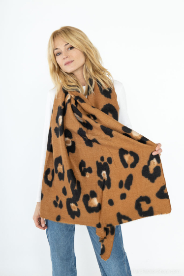Wholesaler Best Angel-Fashion Kingdom - Thick leopard print scarf