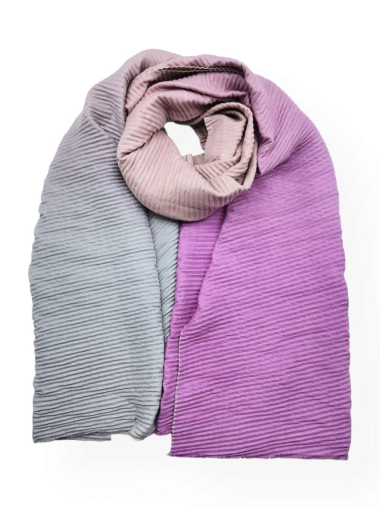 Wholesaler Best Angel-Fashion Kingdom - Embossed scarf with color gradient