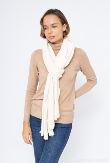 Wholesaler Best Angel-Fashion Kingdom - Long, thick, plain sheepskin effect scarf with fringes