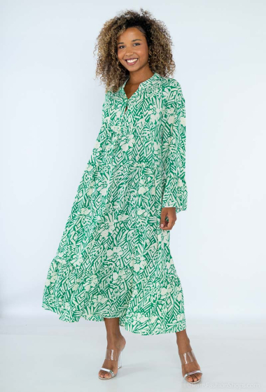 Wholesaler BEST LIVE - Printed shirt dress with long sleeves and buttons. The model is 172cm tall