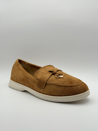 Wholesaler Besty - Elegant and classy moccasins with small ornaments