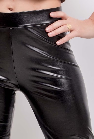 Wholesaler Big Liuli - Fake leather leggings