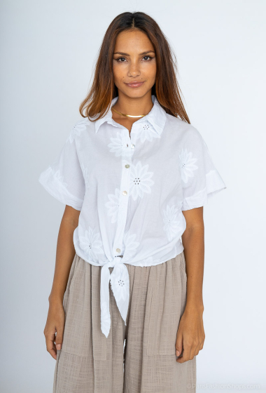 Wholesaler Bobo Glam' - Cotton blouse with perforated English embroidery to tie