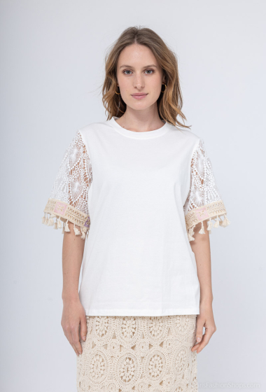 Wholesaler Bobo Glam' - Round-neck T-shirt with colorful embroidery trim and pom-pom