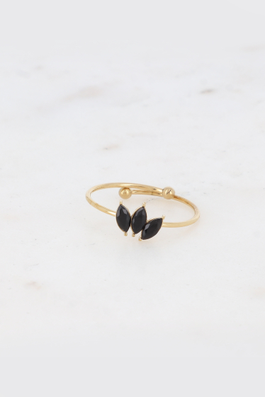 Wholesaler Bohm - Thin ring - crystal leaf pendant