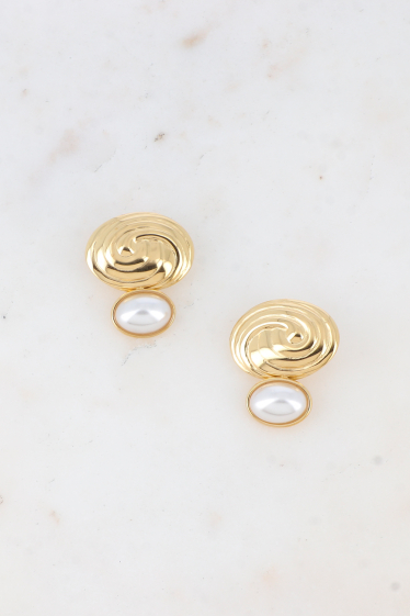 Wholesaler Bohm - Stud earrings - oval natural stone and snail pattern piece