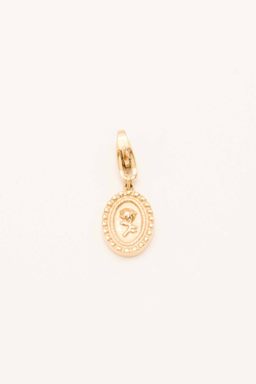 Wholesaler Bohm - Rosatli charm - oval and engraved rose pendant