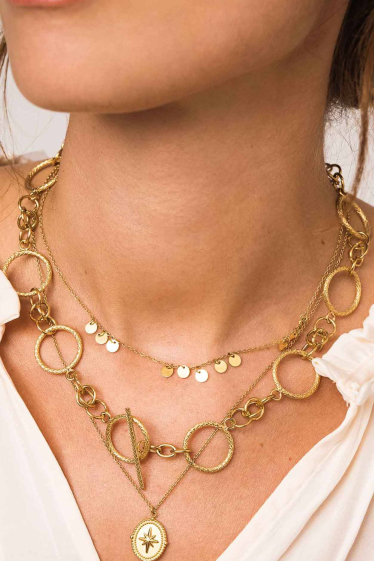 Großhändler Bohm - Runde Halskette von Loman – Edelstahl und runde Quasten