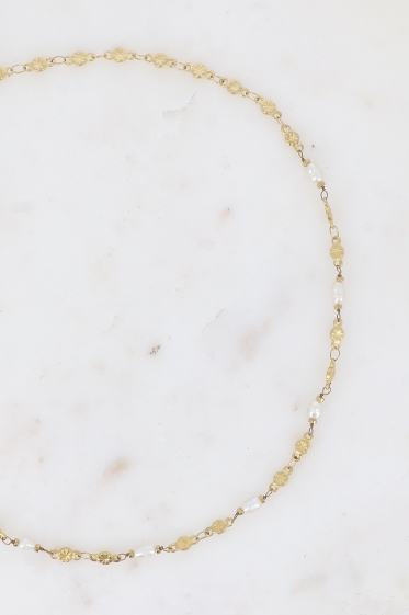 Großhändler Bohm - Halskette – rundes Netz mit eingraviertem Stern und Süßwasserperlen