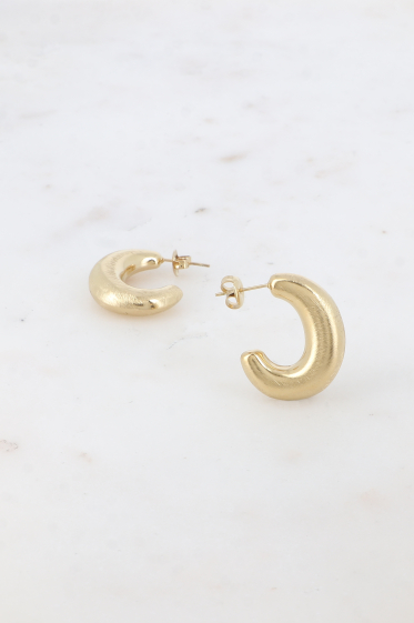 Wholesaler Bohm - Hoop earrings - domed and brushed oval ring 21x25mm