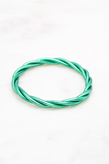 Wholesaler Bohm - Green twisted Buddhist bangle