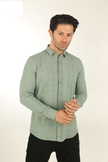Großhändler KHARMA - Slim-Fit-Herrenhemd für Herren mit klassischem Kragen