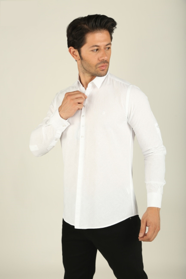 Großhändler KHARMA - Slim-Fit-Herrenhemd für Herren mit klassischem Kragen