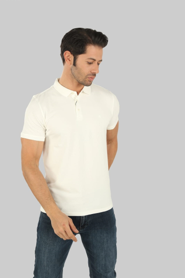 Großhändler KHARMA - Einfarbiges Slim-Fit-Poloshirt für Herren