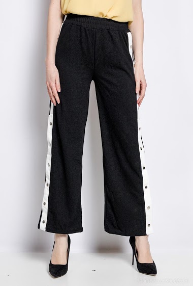 Großhändler By Clara - Wide leg pants with side stripes