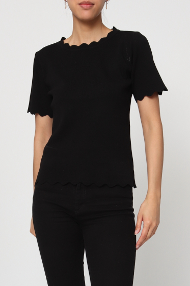 Großhändler By Clara - Cropped texturized knit T-shirt