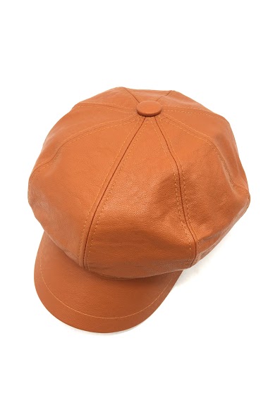 Wholesaler By Oceane - BERET WITH VISOR MADE OF FAKE LEATHER