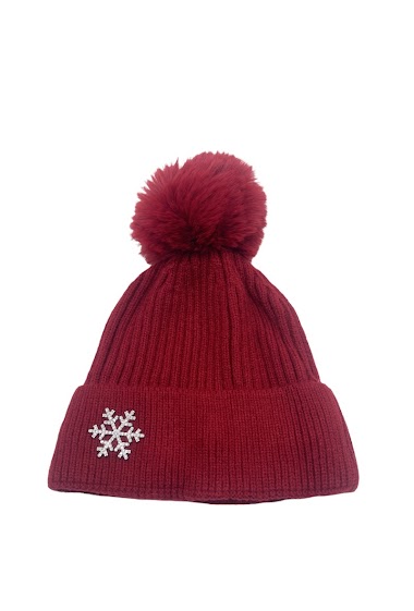 Wholesaler By Oceane - Bobble hat with snowflake brooch on the front