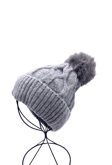 Wholesaler By Oceane - Large knitted beanie hat with pompon