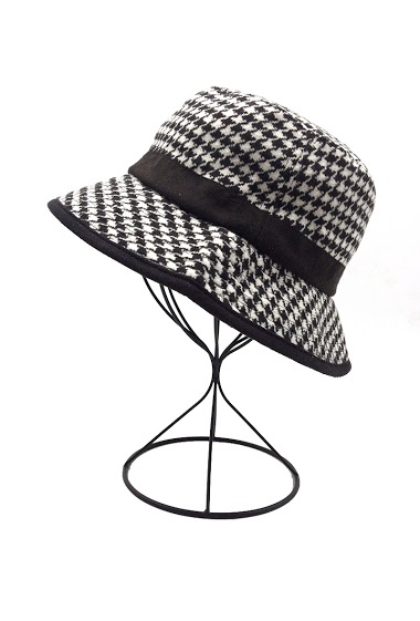 Wholesaler By Oceane - BUCKET HAT WITH HOUNDSTOOTH PATTERN