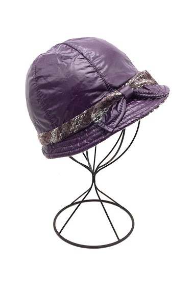Wholesaler By Oceane - PADDED RAIN HAT WITH A RIBBON DECORATION