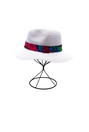 Mayorista By Oceane - Flat brim fedora style hat decorated with a printed headband