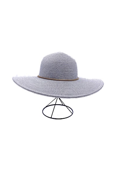Mayorista By Oceane - Long brimmed floppy hat decorated with a chain and fringed pompom