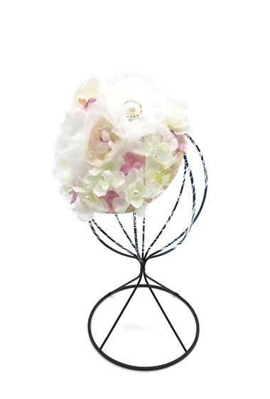 Wholesaler By Oceane - FASCINATOR DECORATED WITH FLORAL MOTIF AND A BIG PEARL METAL PIECE