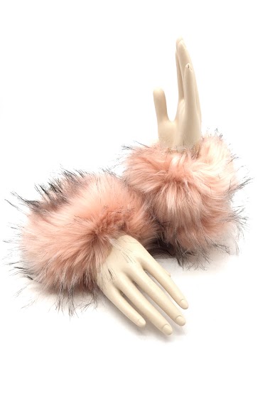 Wholesaler By Oceane - FAKE FUR CUFFS FOR THE WRIST