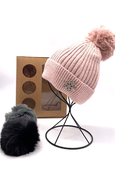Großhändler By Oceane - Beanie set with snowflake detail, 3 removable pompon