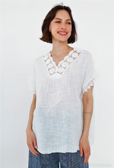 Wholesaler Bobo Glam' - Blouse with embroidered collar