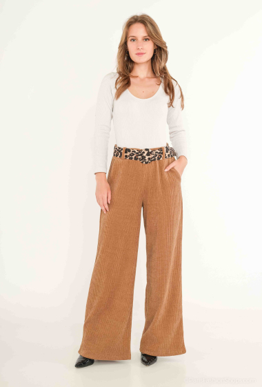 Grossiste Catherine Style - Pantalon large en velours cotelé à ceinture léopard