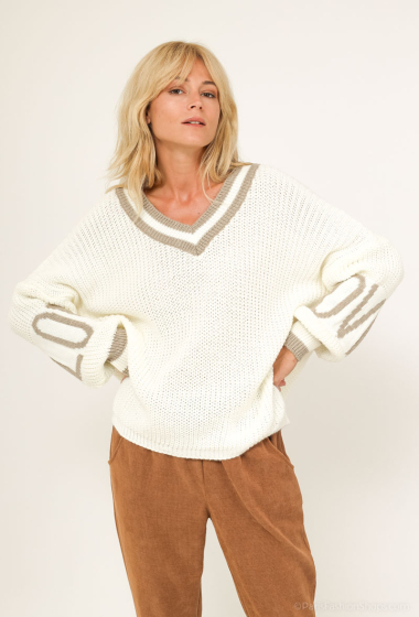 Wholesaler Catherine Style - V-neck knitted sweaters with puff sleeves LOVE