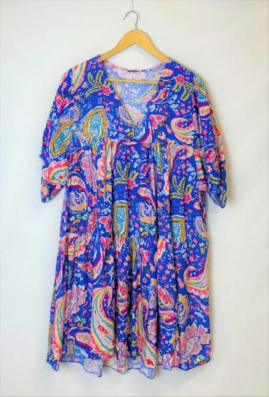 Wholesaler Catherine Style - flowing trapeze dress with colorful paisley print with short sleeves