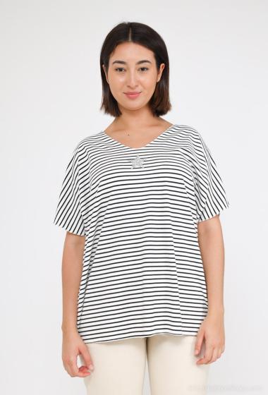 Wholesalers Catherine Style - Star-strasse striped T-shirt