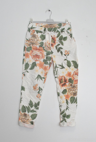 Wholesaler C'Belle - Printed pants with two side pockets
