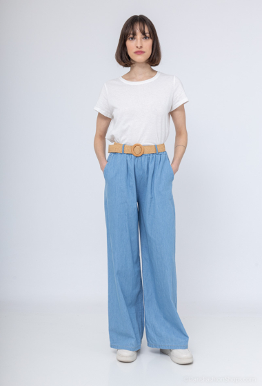 Wholesaler C'Belle - Printed denim pants with a belt